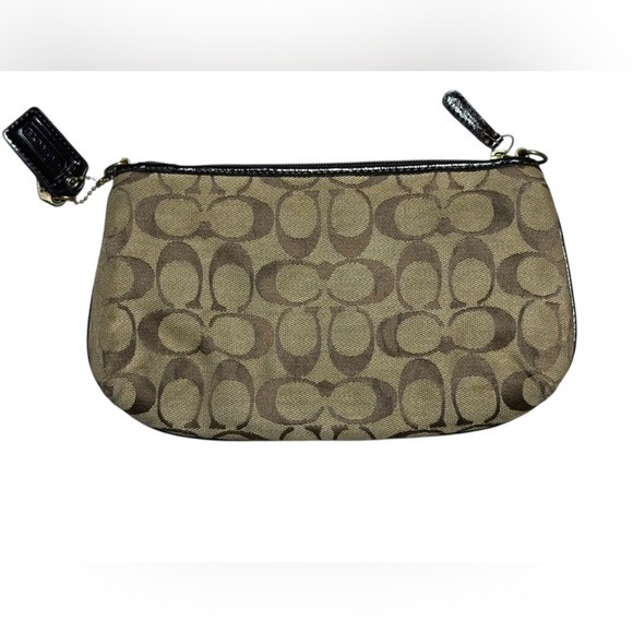 Coach Signature Brown min clutch w Coin Charm – Seen Some Things, Still a Babe - Picture 2 of 4